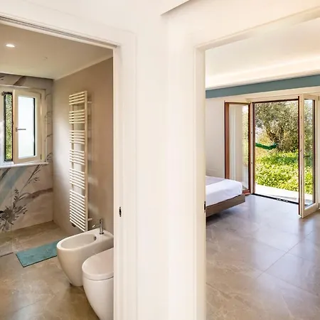 Holiday home New Eversun Sunset In Sorrento Coast Jacuzzi Exclusive Use *